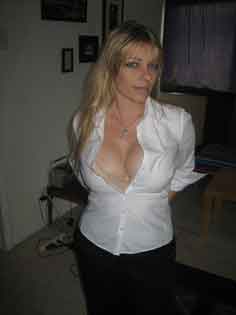 i am looking for female drinking buddy in Hinckley